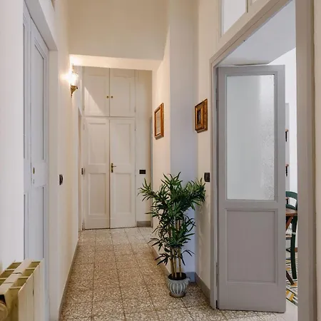 Italian Experience-operapartment *