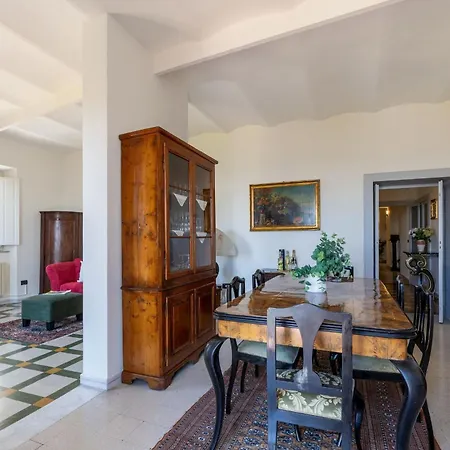 Italian Experience-operapartment