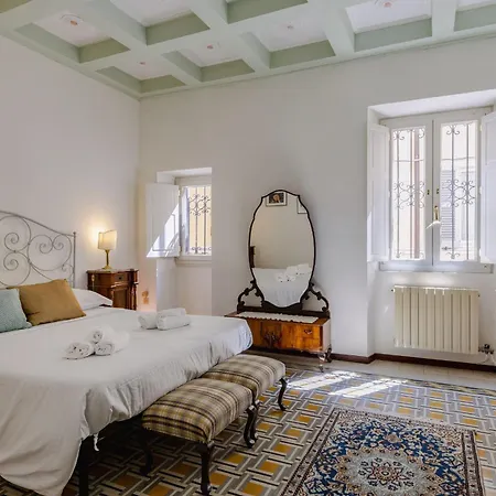 Apartment Italian Experience-operapartment *